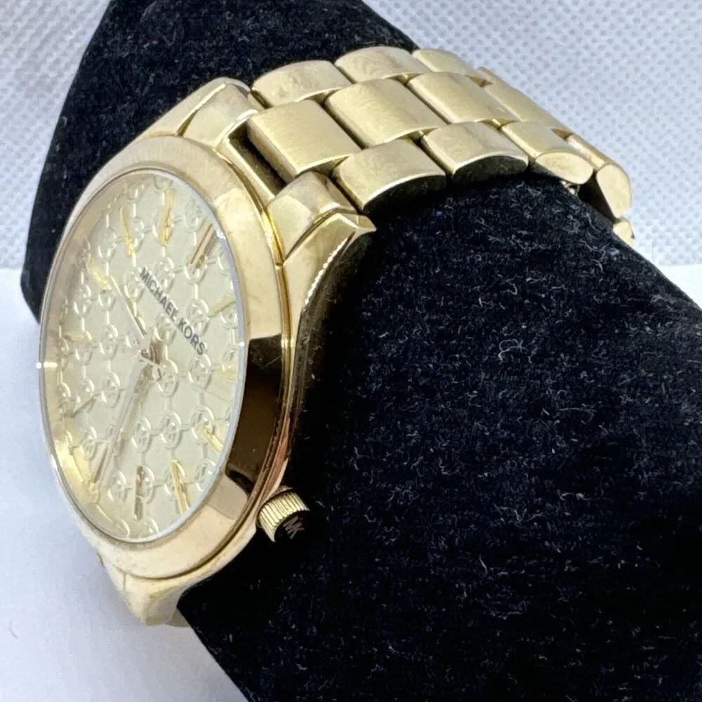 Michael Kors Slim Runway MK3335 Women's Gold Tone Analog Dial Wrist Watch JNA625